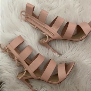 Women’s aldo heels size 8 nude